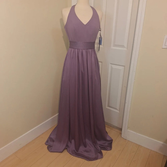 White by  Vera Wang VW360214 -Neck Halter Gown with Slit SZ 2 NWT - Picture 4 of 16